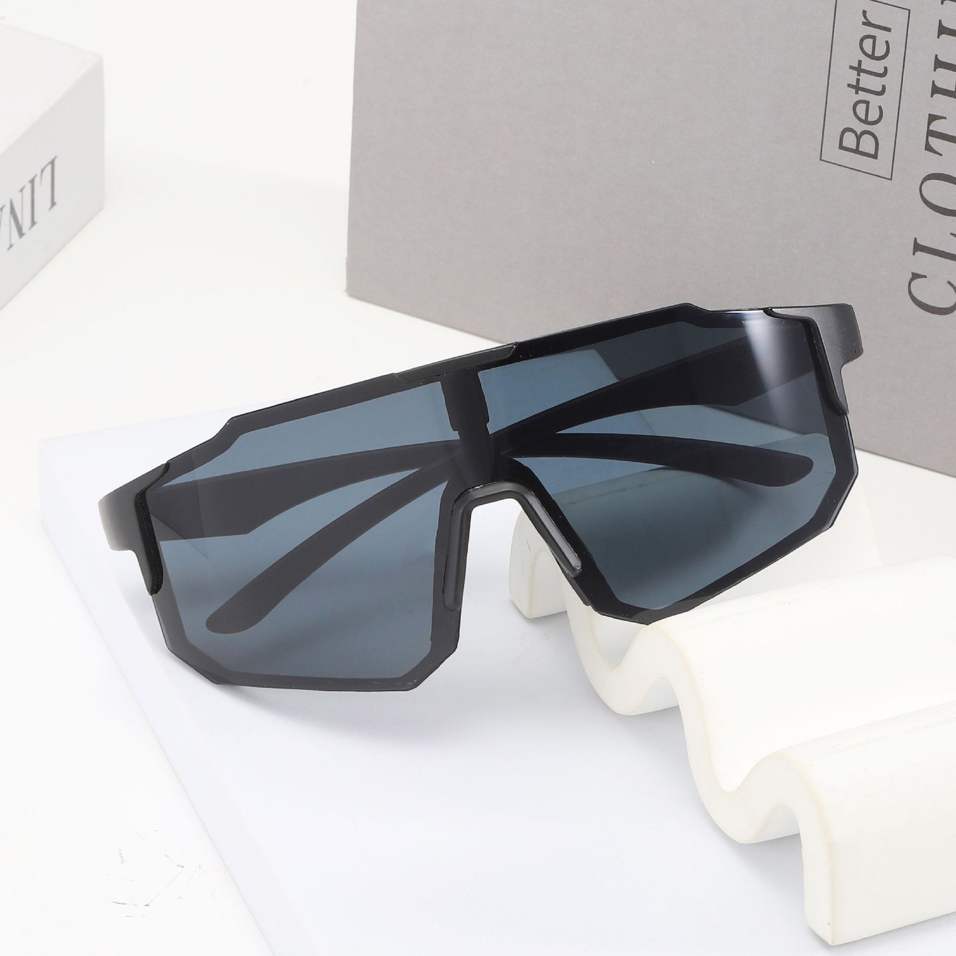 Солнцезащитные очки с затемнением, стройнящие очки для активного отдыха, ветронепроницаемые мотоциклетные и велосипедные очки, цветные для мужчин и женщин в европейском и американском стиле