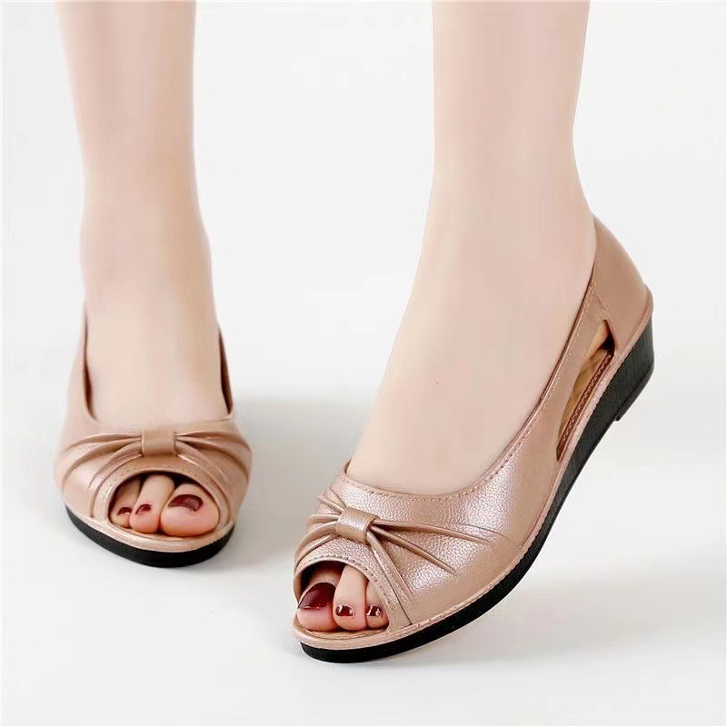 Новые сандалии на танкетке 2023 оптовая продажа с низким вырезом, несскользящие, дышащие сандалии для мам