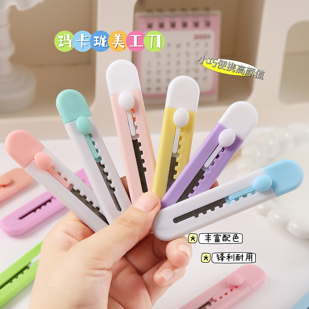 Utility Knife in Candy Colors, Small Mini Paper Cutter, Box Opener, Small Knife for Students, Stationery, Craft Knife Wholesale