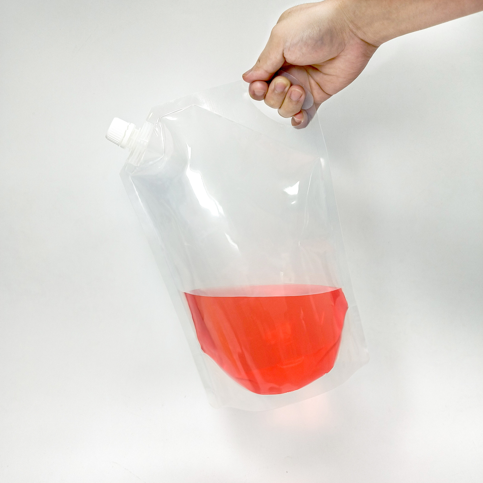 Customized Wholesale Laundry Detergent Edible Grade Juice Beverage Edible Oil Beverage Liquid Packaging Self-Standing Spout Bag Beverage