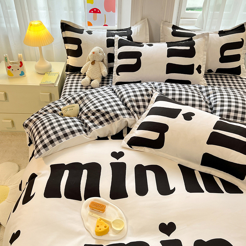 Cartoon bedding quilt cover student dormitory three-piece quilt set 4-piece skin-friendly wash cotton four-piece set clearance