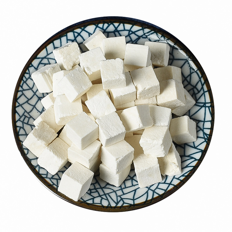 New Arrival Poria Chinese Medicinal Materials Yunling White Poria Diced Unsmoked Sulfur Grindable Powder Quality Assurance Wholesale Large Favorably