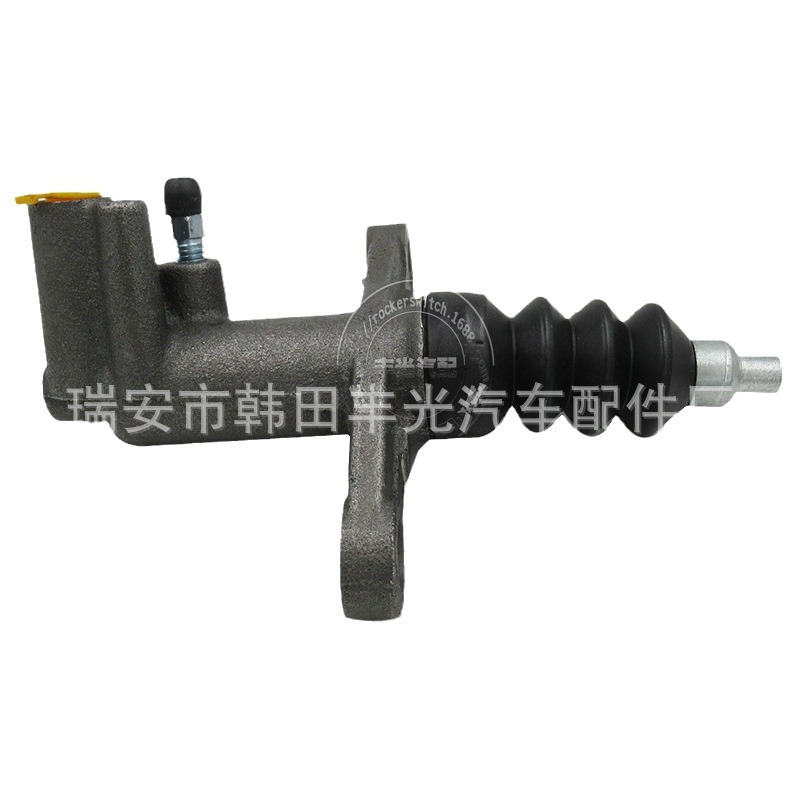Factory Direct sales applicable to 50 Bell car brake master cylinder brake pump brake master cylinder 8979406310