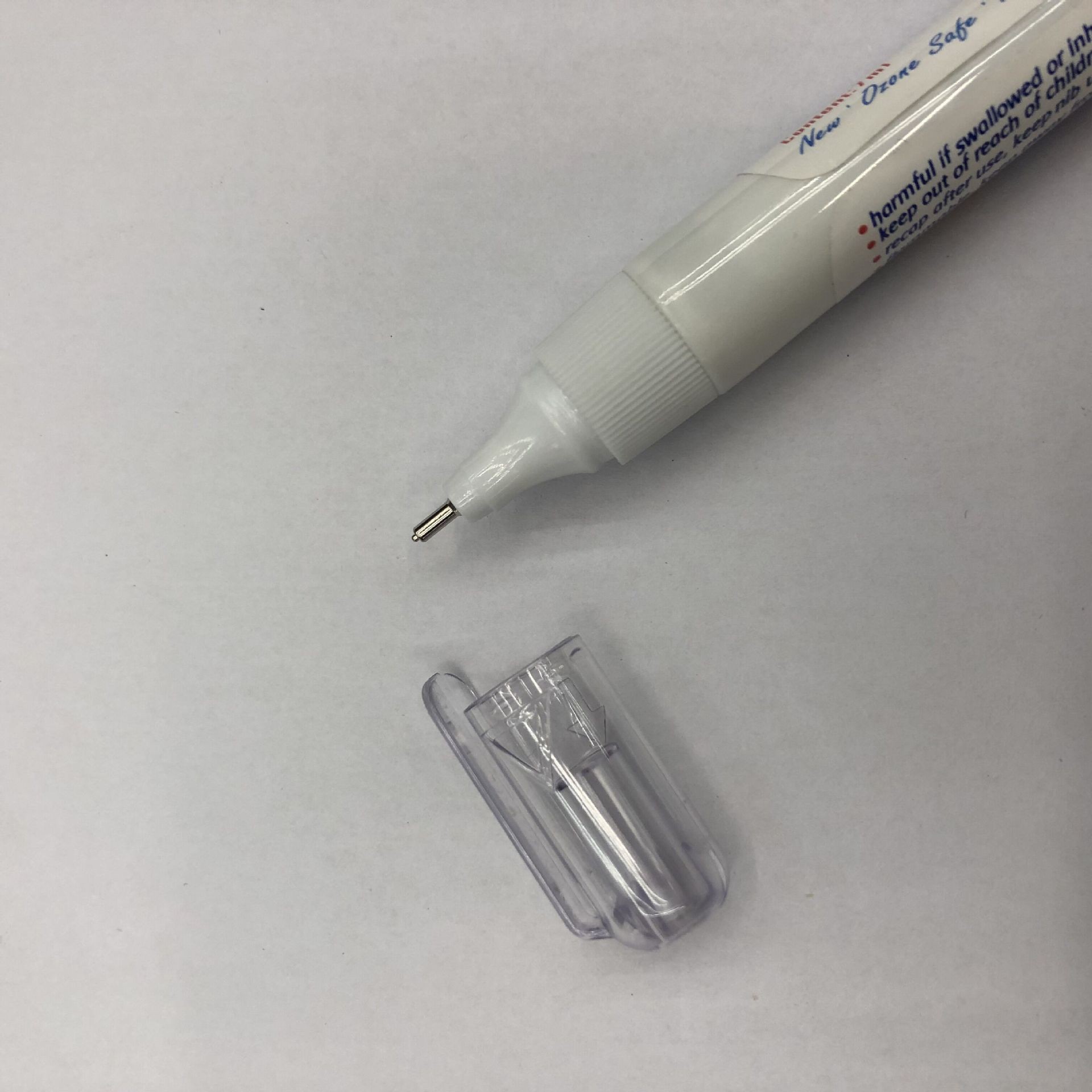 igle correction fluid quick-drying correction fluid personality correction pen correction pen correction pen pen shape correction fluid