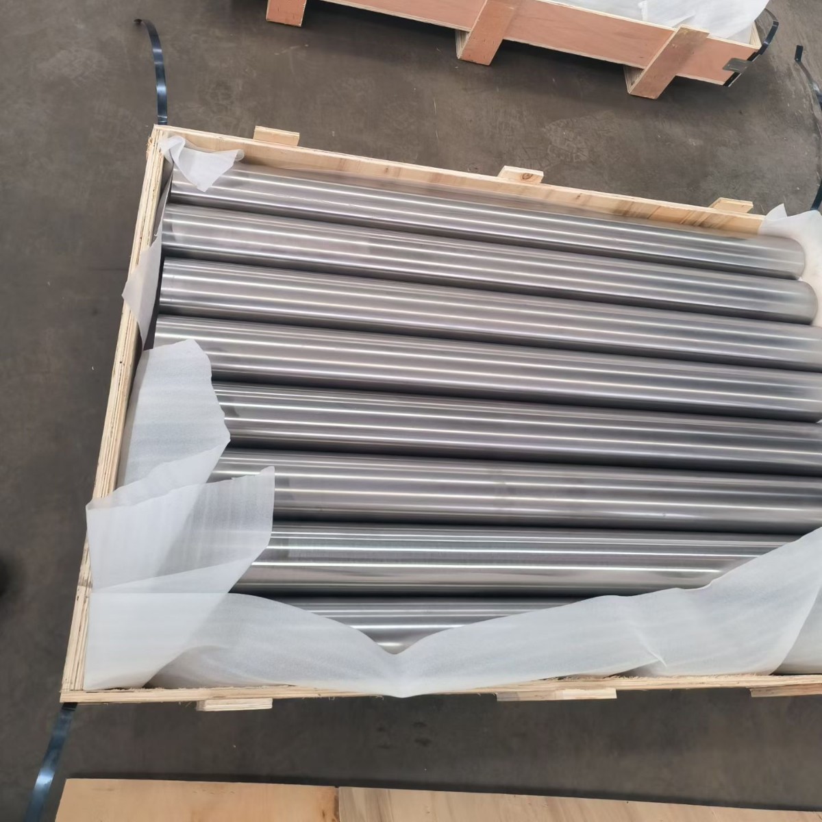 Chemical Titanium Rod Ta2 Tc4 Gjb Titanium Light Rod Rough Rod Source Manufacturer Zhuo Tengsheng In-Stock Supply