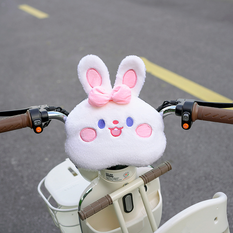 Dropshipping Car Seat Cushion 2025 New Small Briquette Car Seat Cushion Four-Season Multi-Piece Set Five Seats Universal