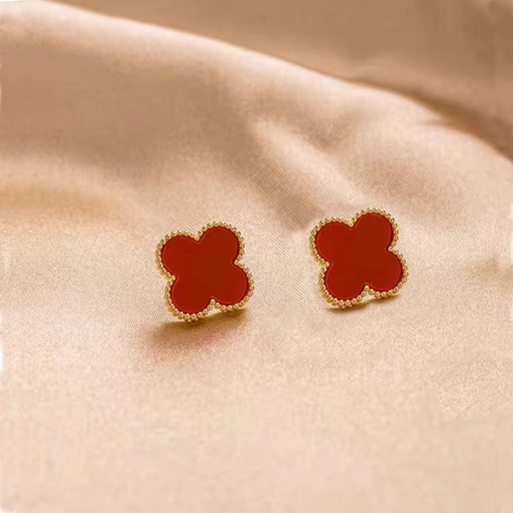 Серьги из 18K золота с натуральным красным агатом, модные