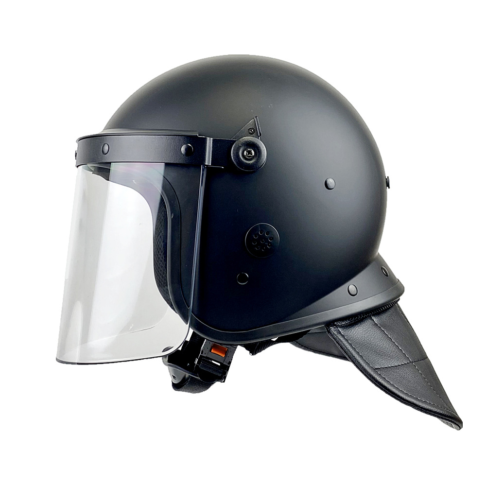 Factory Direct Sales of Regular Riot Helmets with Direct-Facing Mirrors, Matte Black with Regular Cloaks for Safety Protection and Head Protection Against Impact