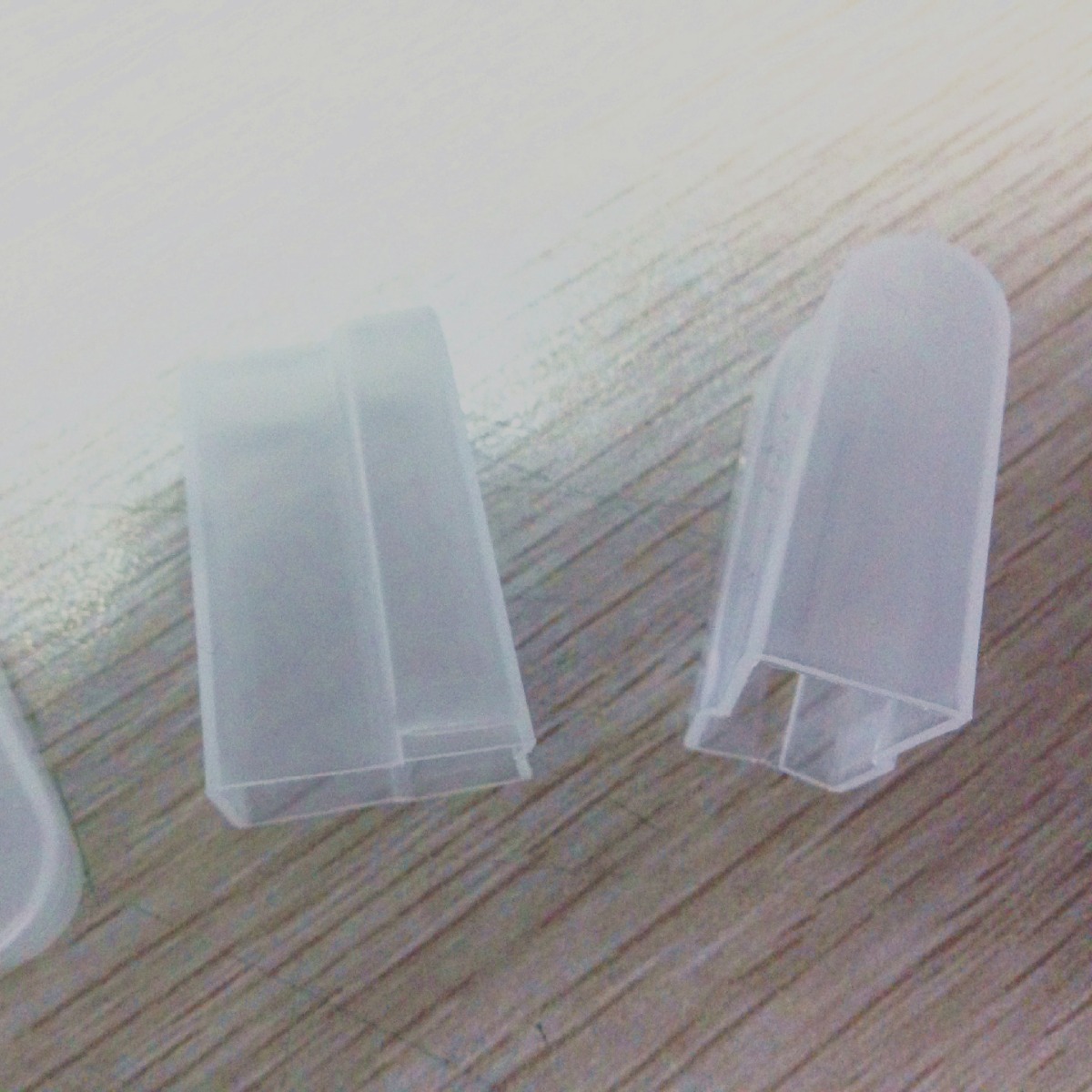 Translucent PP toothbrush head sheath portable sanitary anti-bacteria protective brush head cover plastic protective cover brush box