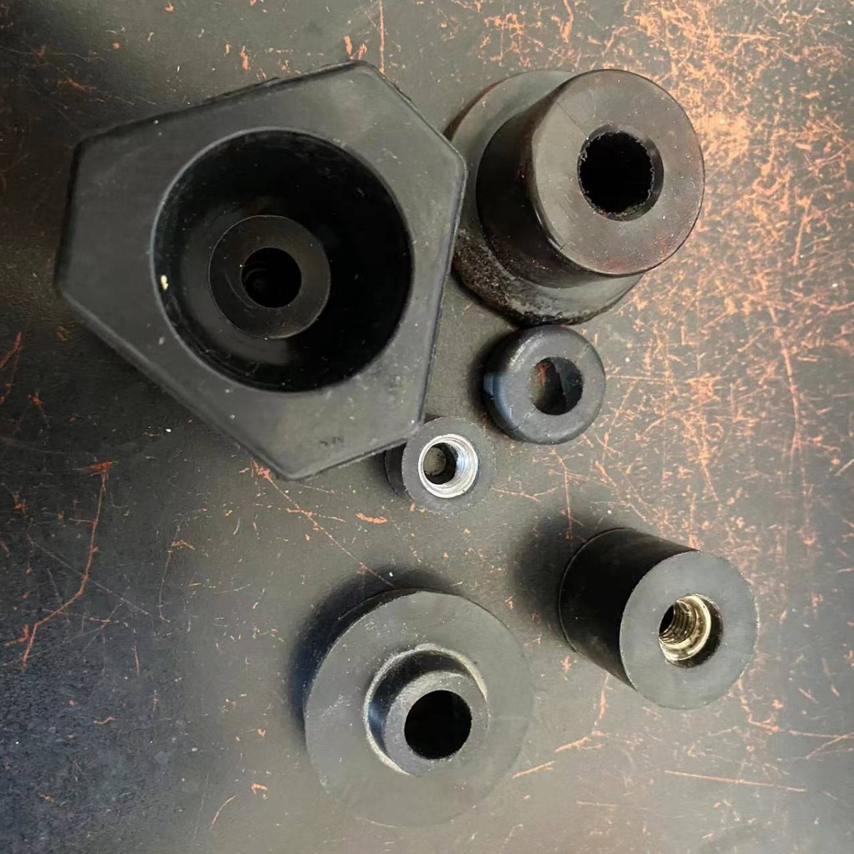 Factory Direct round rubber shock pad equipment cushion fan round cushion high elastic washer