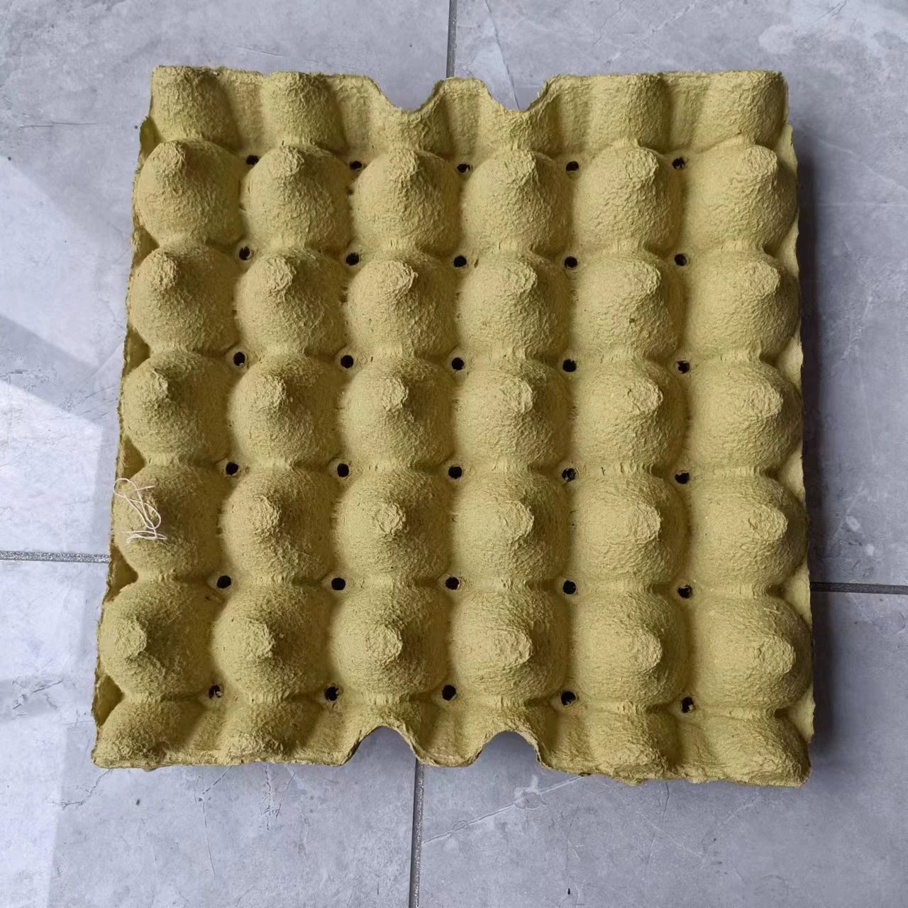 The Manufacturer Supplies 30 Pieces, 15 Pieces, 12 Pieces of Paper Pulp Egg Trays, Cauliflower Yellow, Standard Yellow, Standard White, Moisture-Proof, Waterproof and Pressure-Resistant