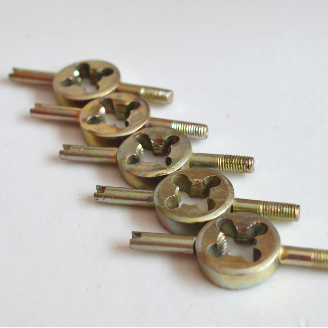 Bicycle Electric car inner tube valve core wrench mountain bike air nozzle wrench auto repair adjustment tool