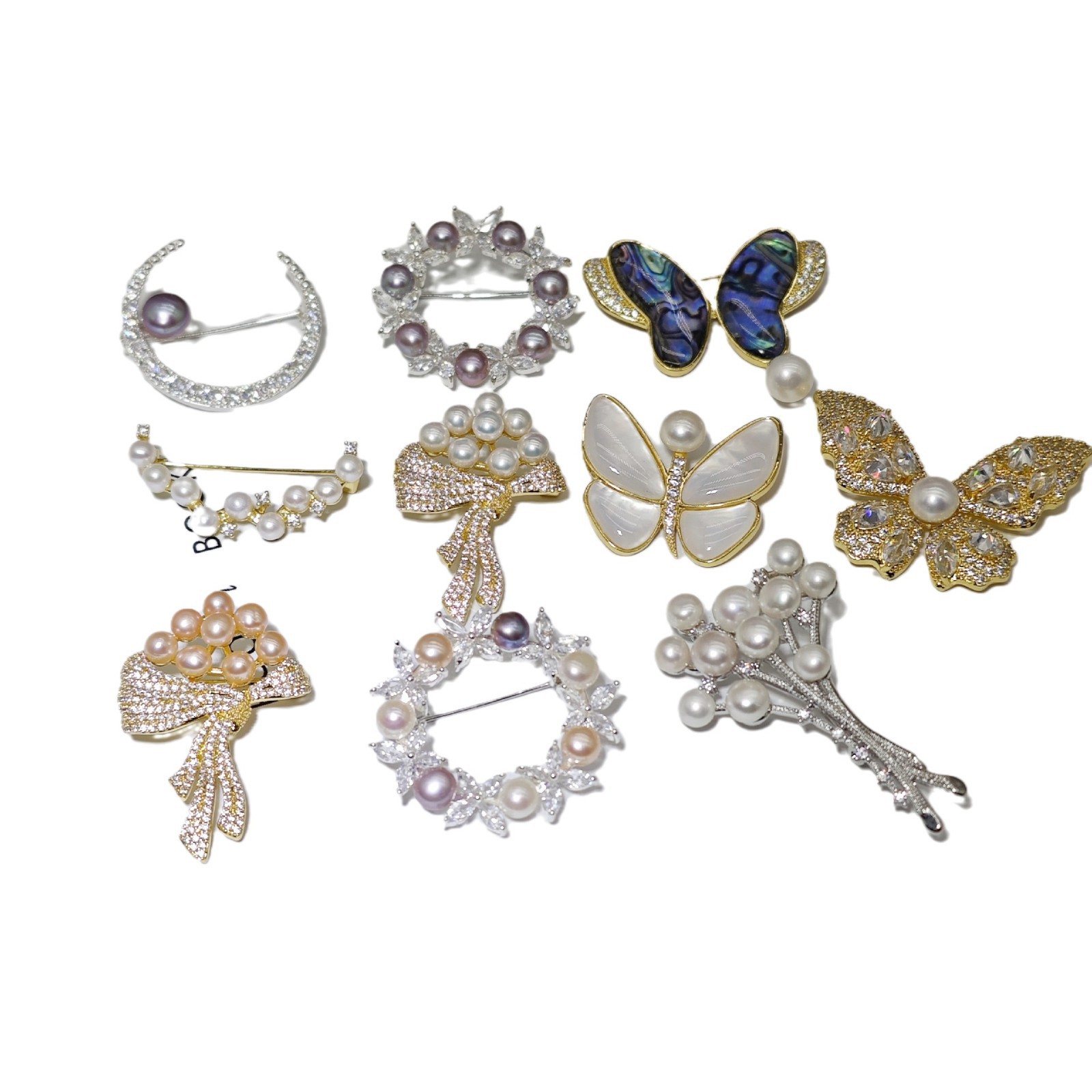 Natural Freshwater Pearl Flower Brooch Women's Retro Elegant Fritillaria Butterfly Corsage Commuter Fashion All-match Clothing and Decoration Batch