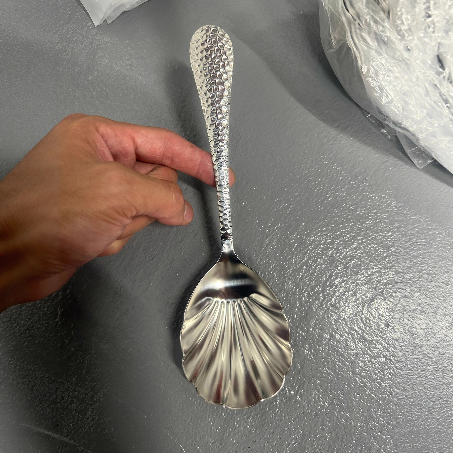 Stainless Steel Hammered Serving Spoon, Mixing Spoon, Large Shell Spoon, Long Handle Serving Spoon, Gold