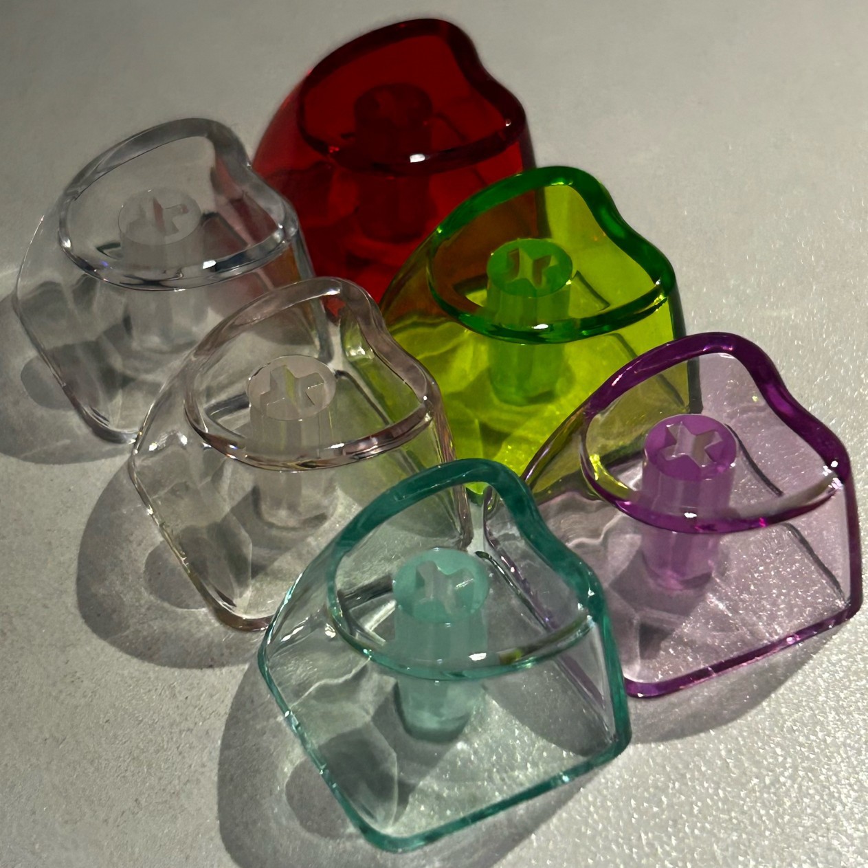 Pc Material Fully Transparent 1.6mm Cross Chrysanthemum Heart DIY Personalized Mechanical Keyboard Multi-Color Transparent Translucent Keycap