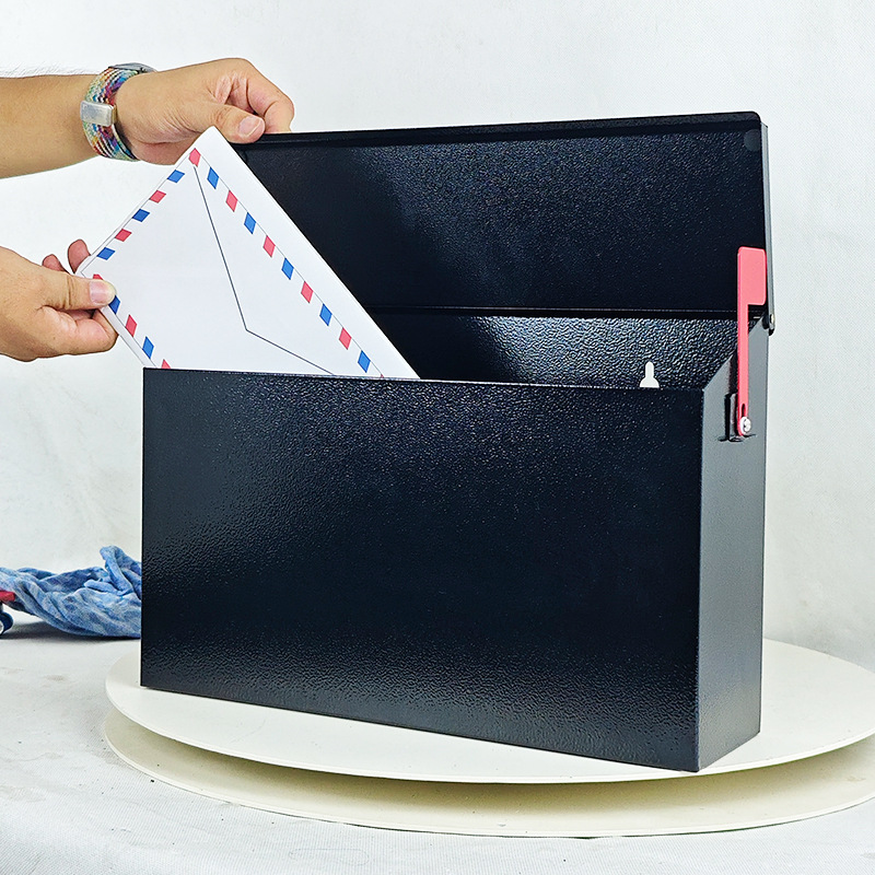 Simple Black Mailbox with Flag, Wall-Mounted Mailbox, Suitable for Use Outdoors in Villas