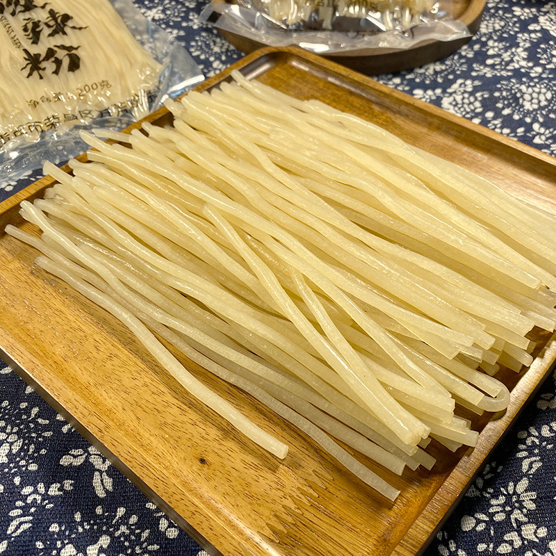 Chongqing hot and sour powder 200g commercial wholesale Sichuan powder bubble-free fresh wet powder hot pot fresh powder sweet potato powder sweet potato powder