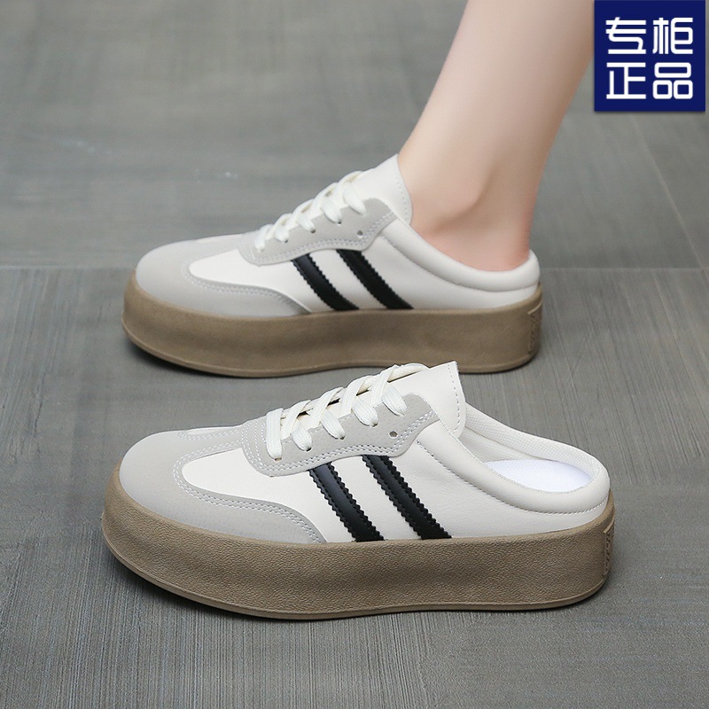 Тапочки с толстой подошвой и закрытым носком для женщин, новое летнее изделие 2025 года, белые без каблука, полутапочки