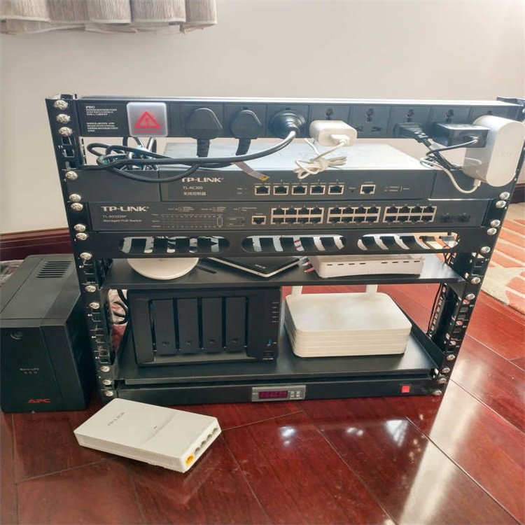 Переработка старых материалов в Пекине, вывоз старых принтеров, жестких дисков