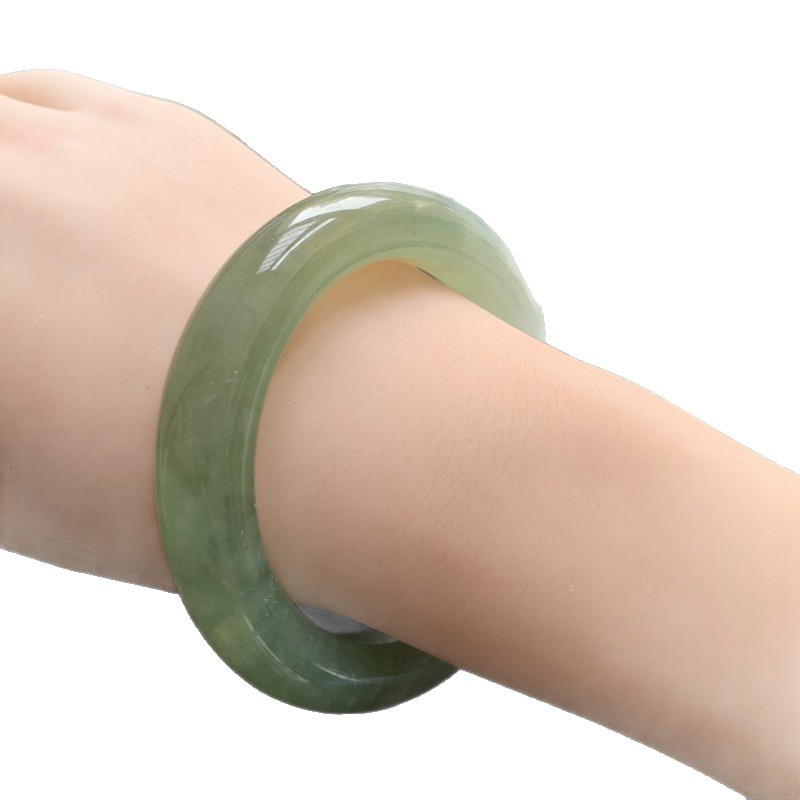 TXY55 flaw special stall natural a jade bitter tea color green ice ice through white factory direct wholesale