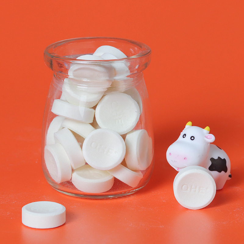 Qijia Xiaonuohua High Calcium Milk Tablets Containing Colostrum Milk Clams Spot Wholesale Dry Milk Tablets 100g Snack Shop