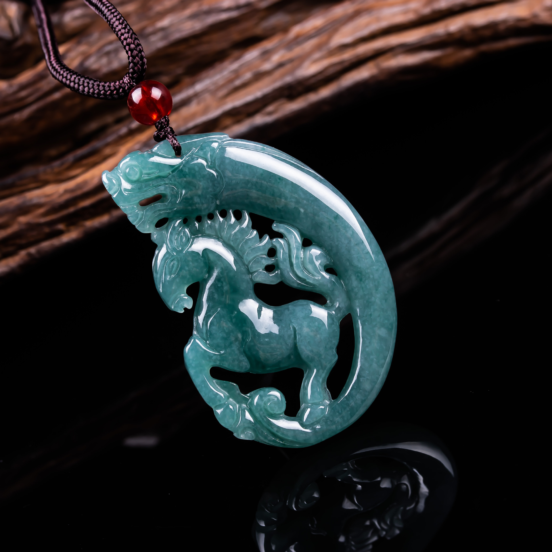 Natural Jade A-Grade Jade Pendant Horse Brand Pendant Ice Jade Men's and Women's Pendant Jewelry Jade Jade Pendant Wholesale