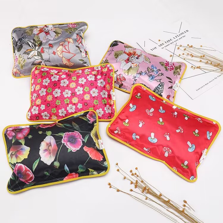 Spot charging hot water bag mercerized cloth warm water bag New explosion-proof hand warmer foreign trade European gauge round insert manufacturers wholesale