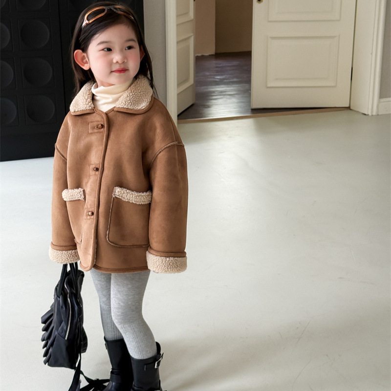 Новая зимняя одежда для детей 2025 года, корейский стиль, куртка из замши с овечьей шерстью, утолщенная с плюшевой подкладкой