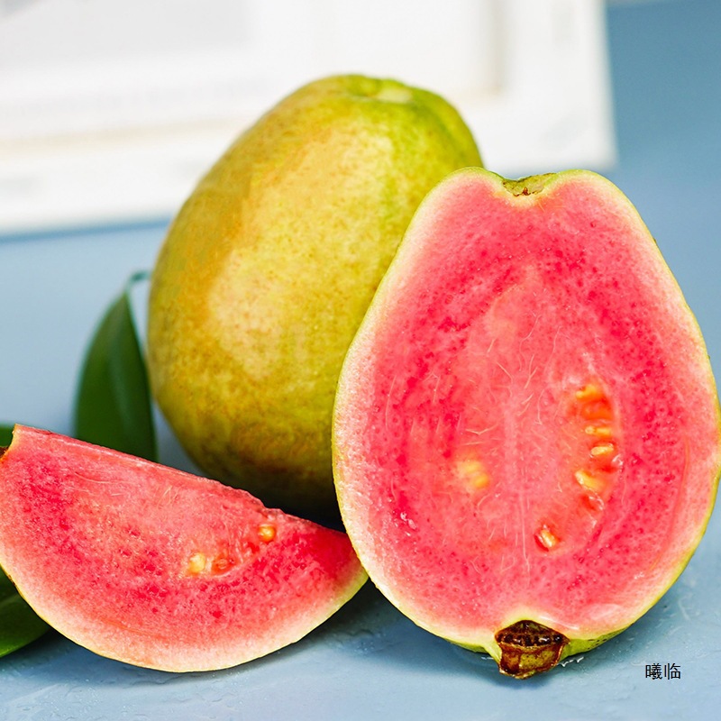 Guangxi Soft and Sticky Red Guava 2.5kg Fresh Tropical Fruit Guava Seasonal Rouge Soft and Sticky Sweet