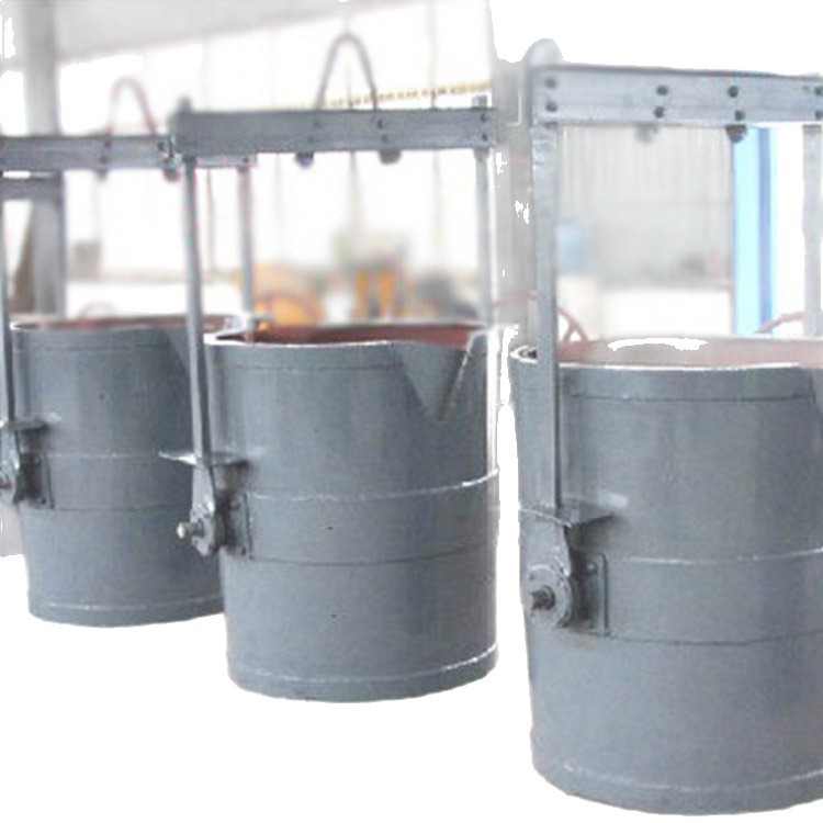 Accessory Sliding Spout Type Iron Ladle Compact Structure Smooth Rotation Good Self-Locking Performance