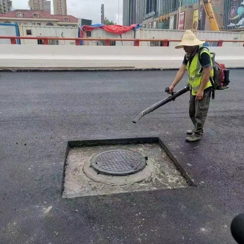 Spot Cold Patching Asphalt, Asphalt Cold Patching Material Manufacturer, Municipal Road Repair Four-Season Universal Cold Mixing Mix