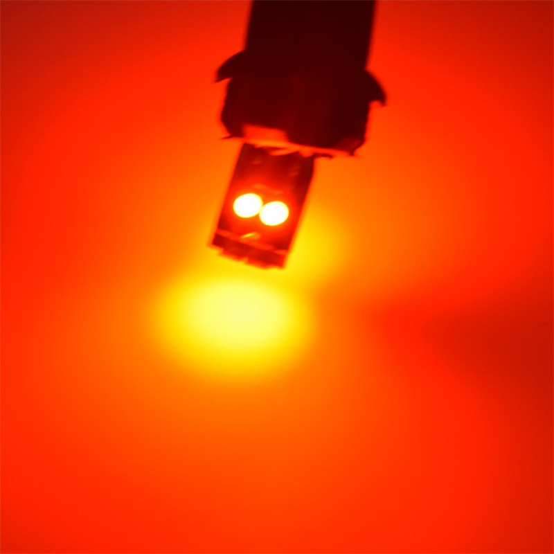 Production of automobile LED bulb T10 3030 6 lights decoding electrodeless width light 12v decoding small light reading light