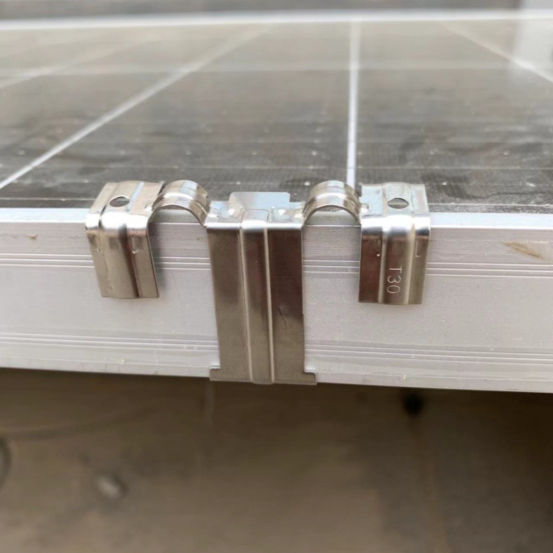 304 stainless steel photovoltaic water guide clip solar photovoltaic panel water guide mud discharge clip solar module dust guide trough