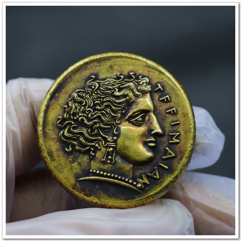 Ancient Roman Thickened Commemorative Coin Brass Gold-Plated Material Antique Crafts Solid Gold Coin