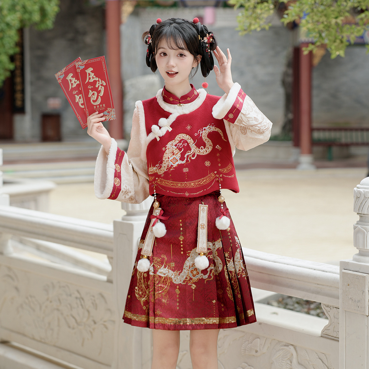 Yimengge оригинальная одежда духа змеи и богатства женский китайский стиль новогодний жилет куртка юбка с лошадиной мордой комплект 9424
