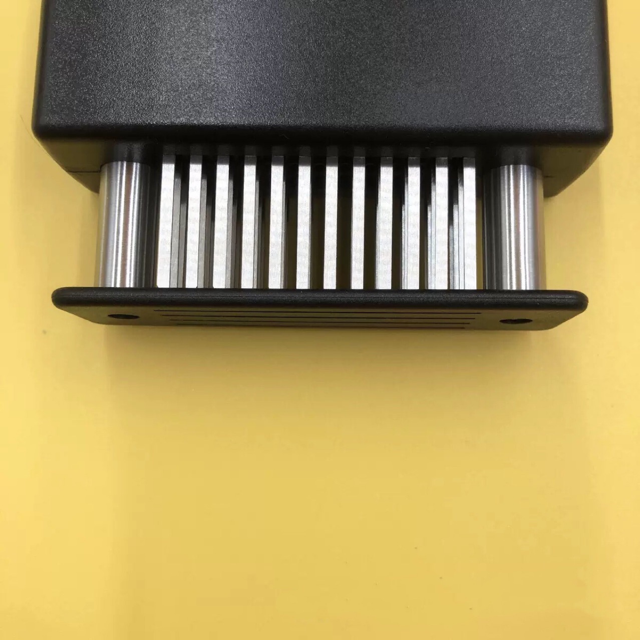 Новый 48-игольный молоток для мяса из нержавеющей стали, круглый разбиватель сухожилий для стейков, инструмент для шашлыка из свинины и курицы