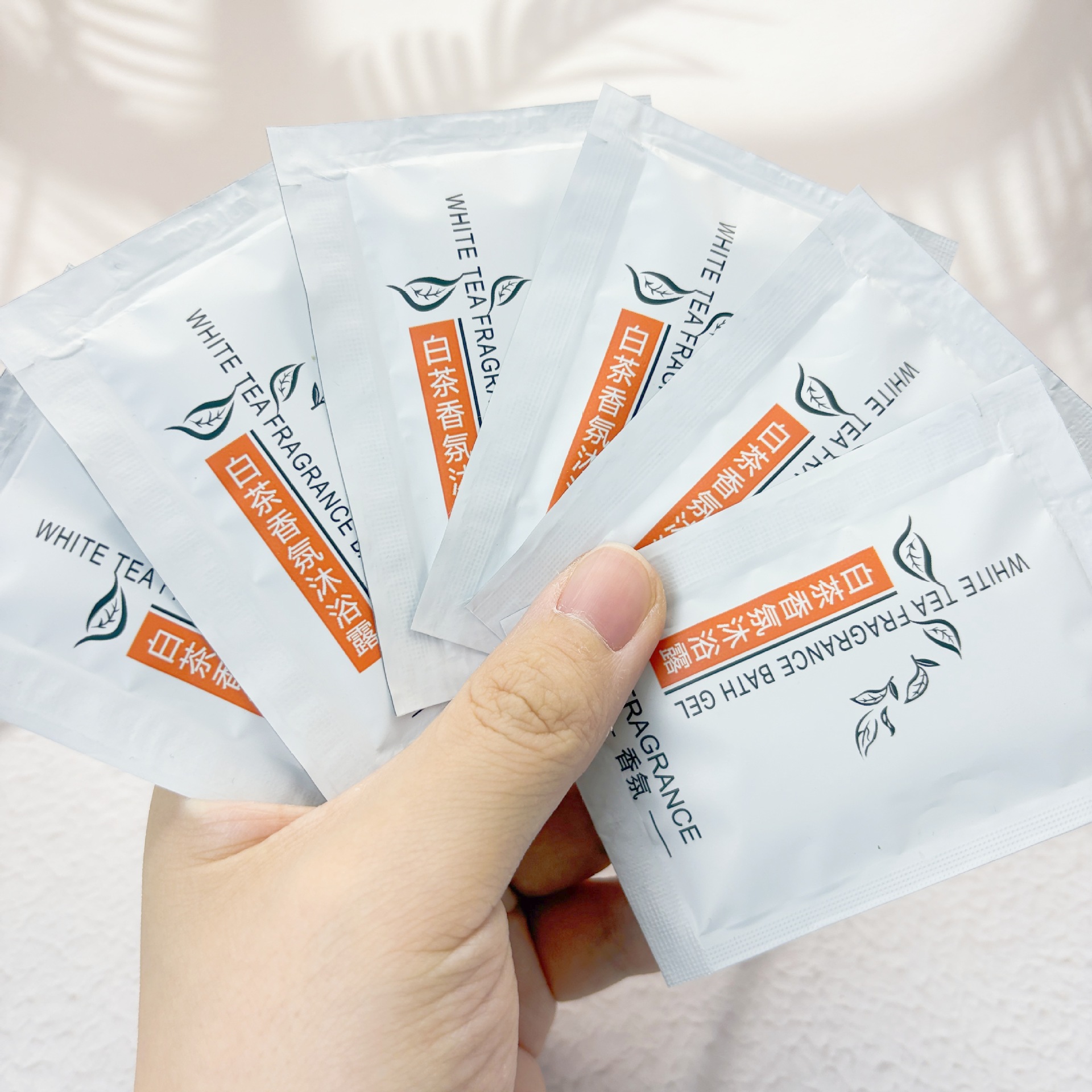 White Tea Shampoo and Shower Gel Hotel Disposable Shampoo and Shower Gel Bagged B&B Toiletries Bagged