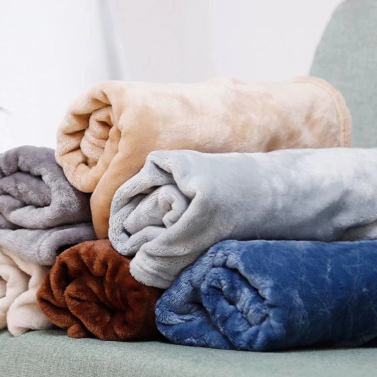 Gift Blanket Blanket Company Opens Gift Box Stock Blanket Faleirong Milk Velvet Foreign Trade Blanket Wholesale