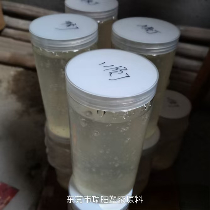 Жидкий бутиленовый каучук, сополимерный бутиленовый каучук, модификация пластика, увеличение прочности и ударной вязкости