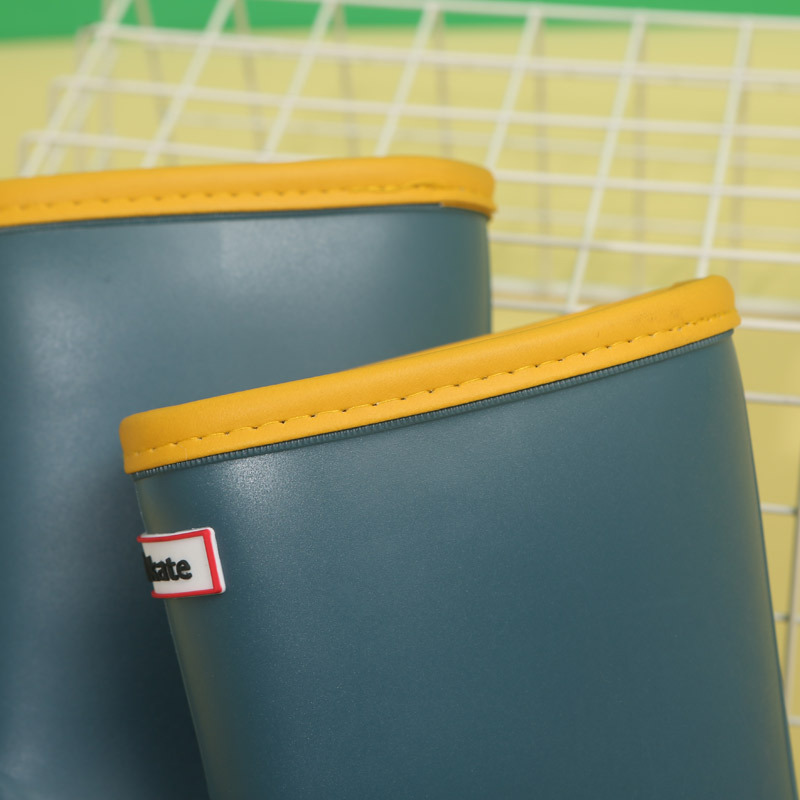 Children's rain boots non-slip soft bottom Light Children's boys and girls baby mid-tube rain boots children's water shoes exported to Japan foreign trade