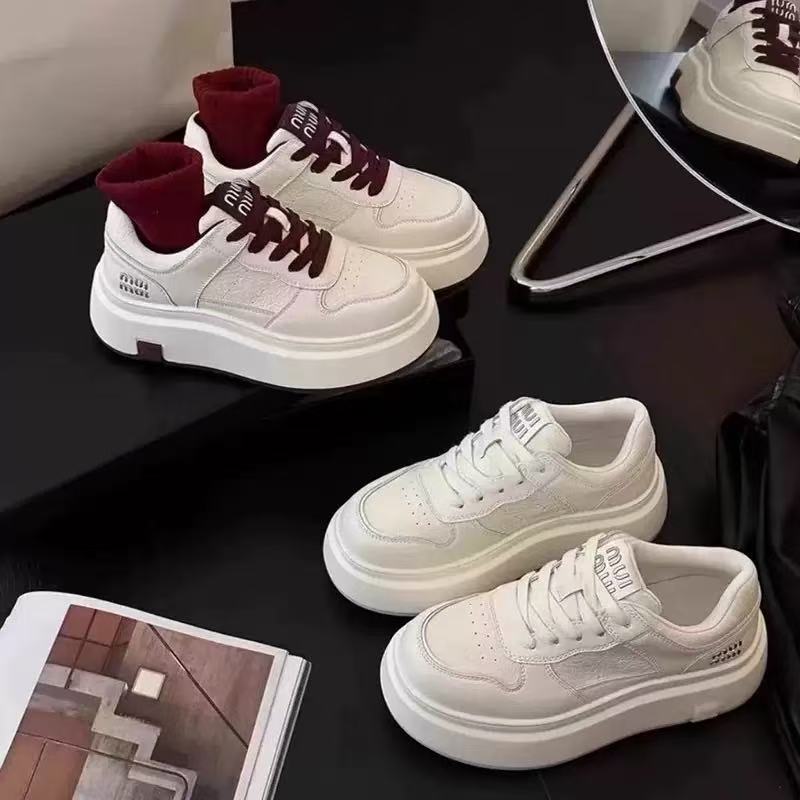 Thick-Soled White Sneakers for Women, 2025 Autumn New Style, Comfortable and Versatile Sports Casual Shoes, Height-Increasing Women's Shoes, Lightweight Board Shoes