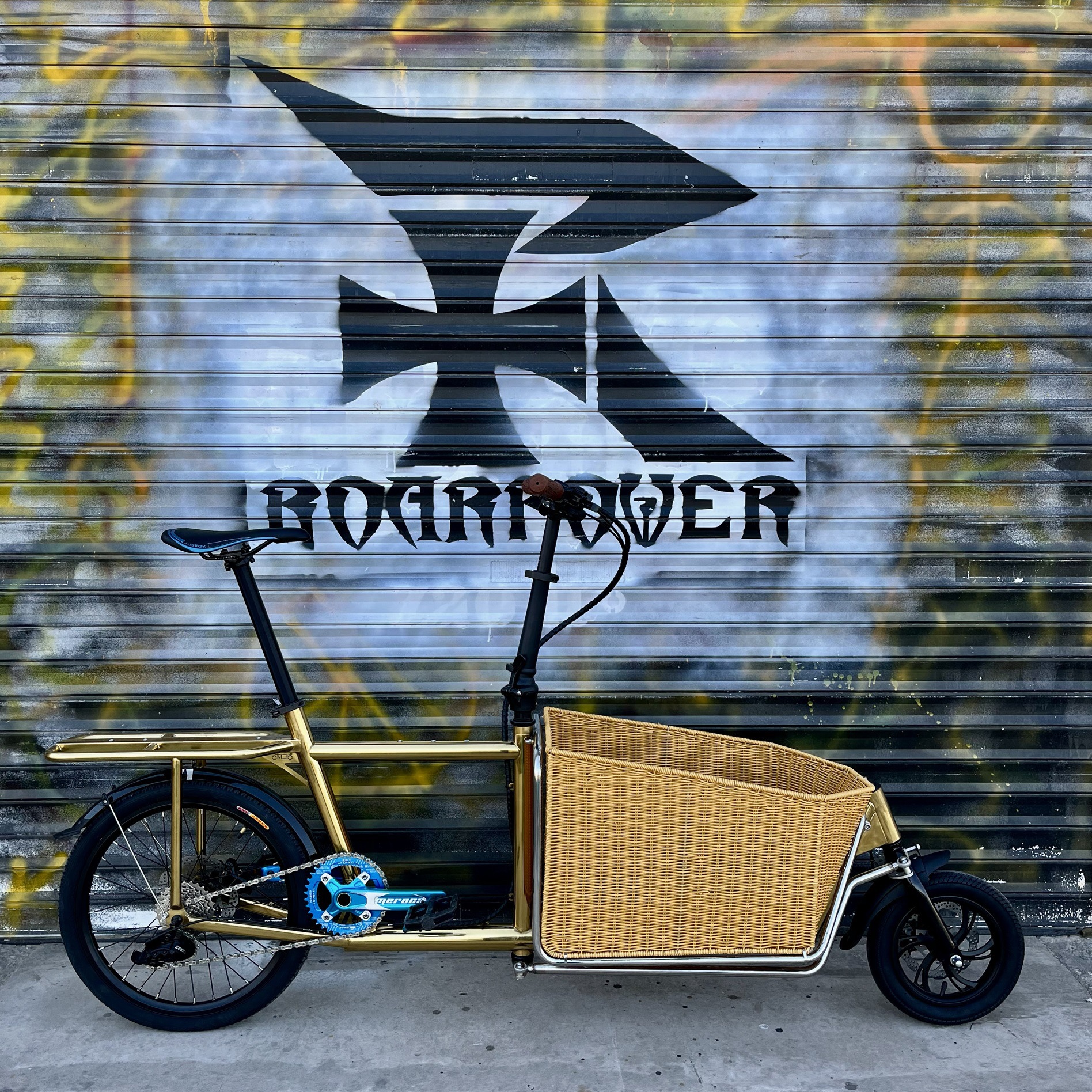 Грузовой велосипед для домашних животных, коляска для собак, для прогулок с собаками, шелковые цветы и другие