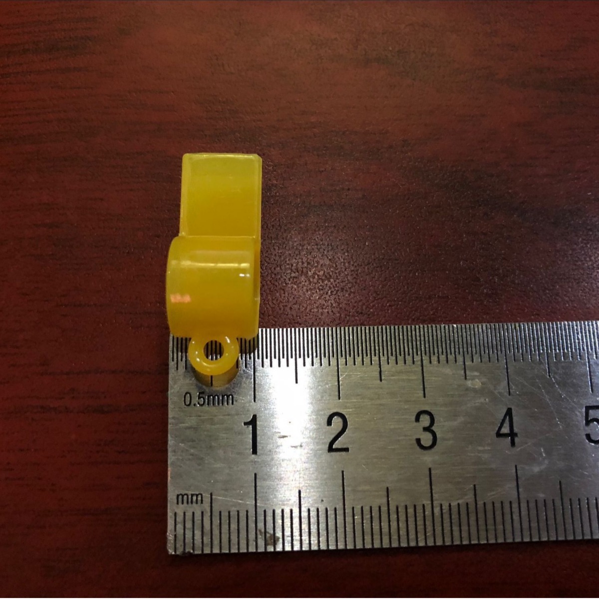 Professional Production of Plastic Gifts, Small Toys, Mini Color Whistles, Small Gifts, Gashapon Balls, Gifts