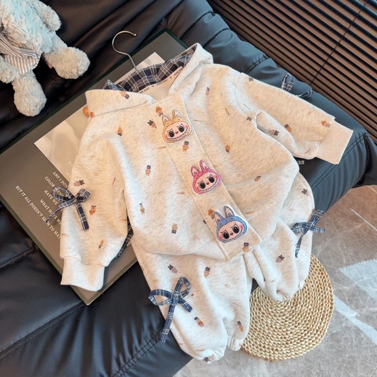 2025 New Labubu Sweater Suit Spring and Autumn Girls Parent-Kids Wear Three-Dimensional Doll Sports Hooded Two-Piece Set