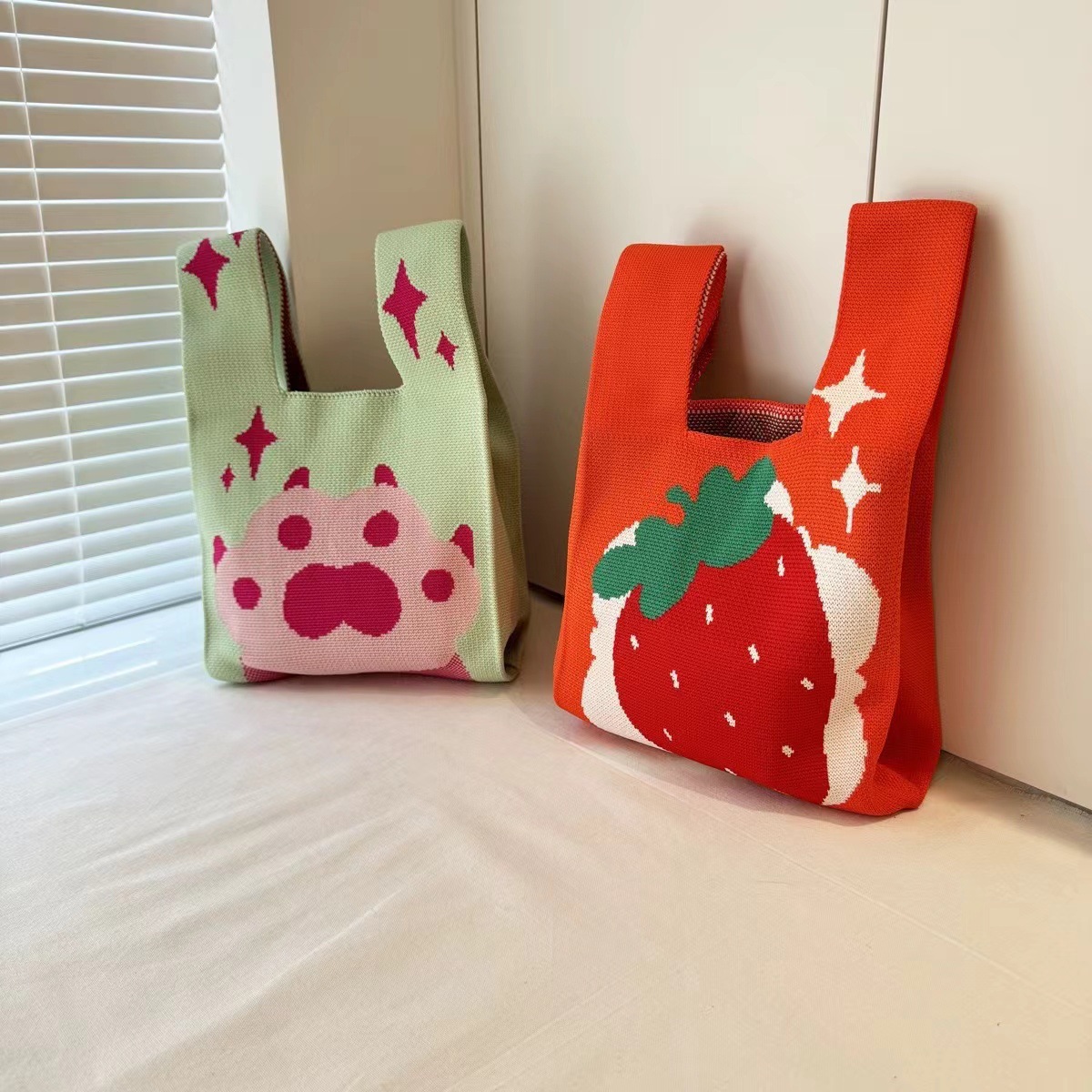 Electric Vehicle Front Storage Bag for Carrying Items, Storage Bag for Electric Scooters, Specifically for Yadea No. 9 and Aima