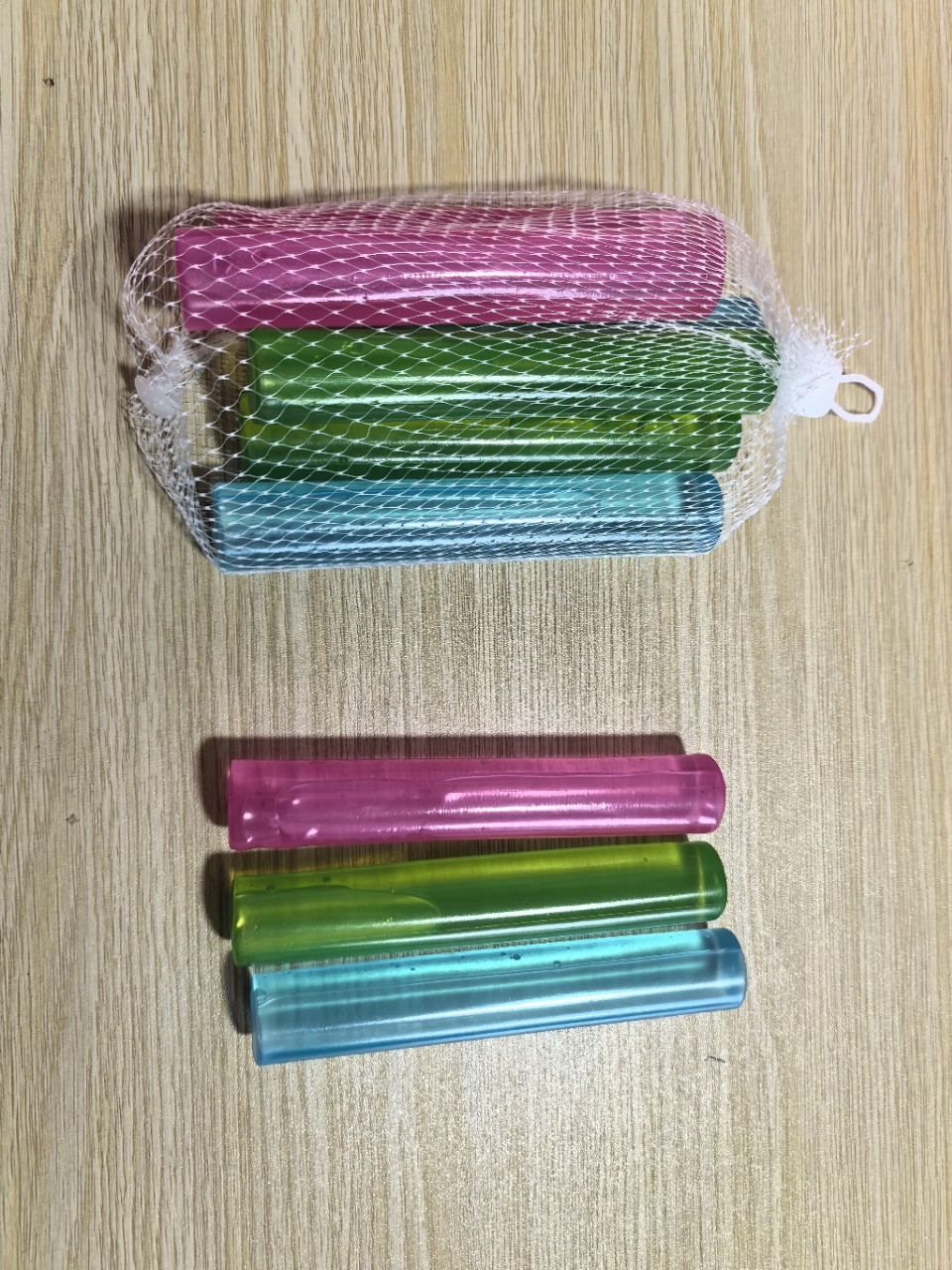 Quick-Frozen Refrigerated Plastic Ice Balls Can Replace Ice Cubes and Reuse Cube Ice Particles