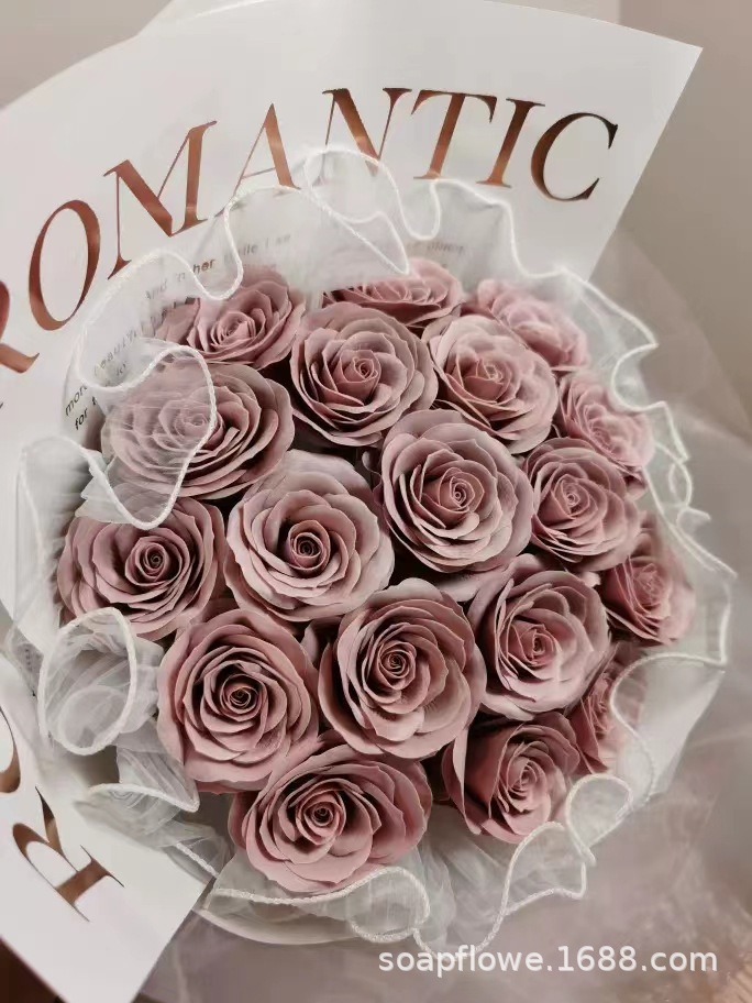 Lover creative gift awakening rose soap flower big flower head bouquet gift box packaging material wholesale factory direct sales
