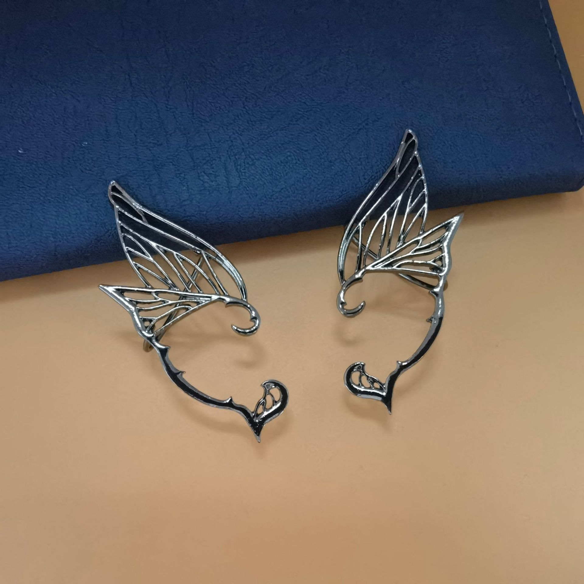 Cross-border European and American Style Butterfly Elf Earrings Personalized Trendy Design Metal Ear Hanging Sweet Cool Spice Girls New Vintage Earrings