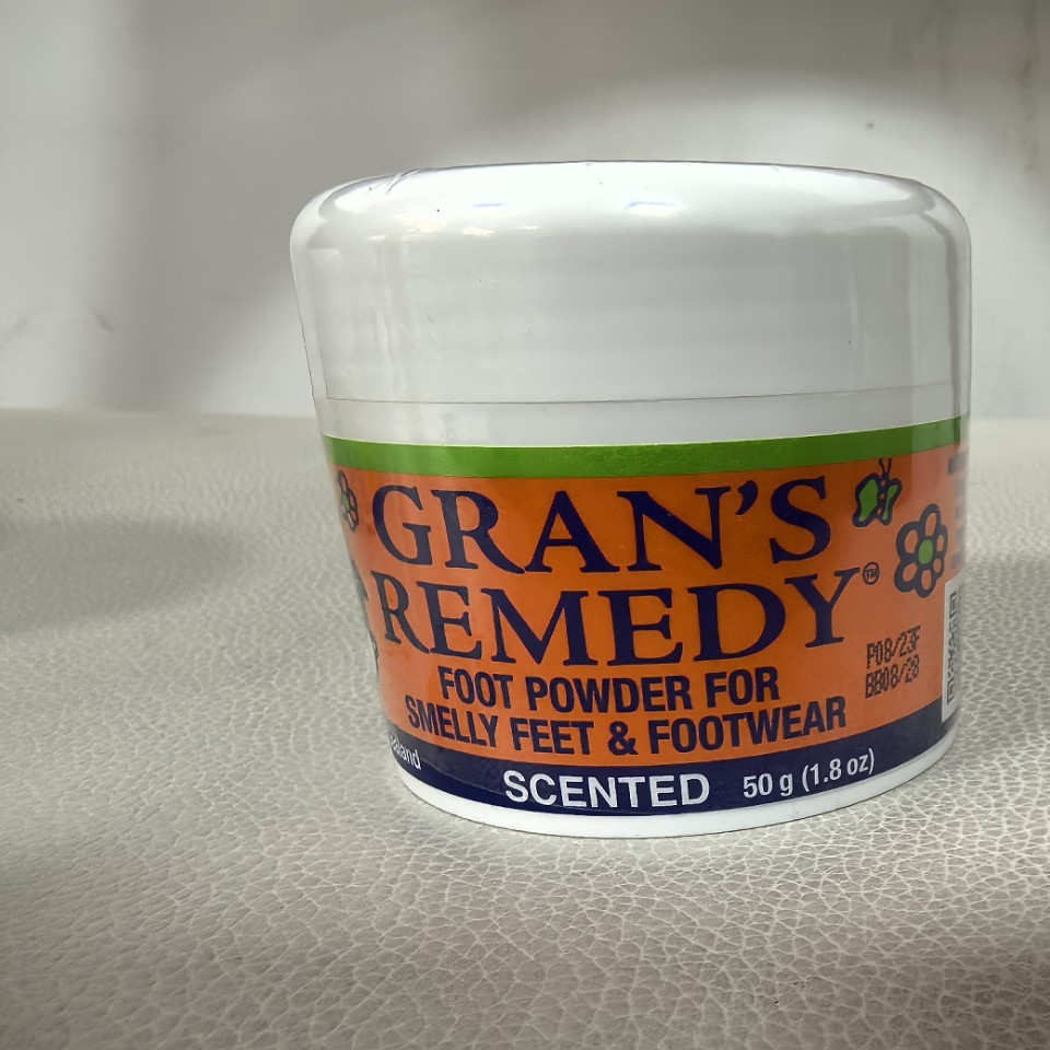 New Zealand imported granny stinky foot powder Australia sports foot sweat odor 50g mint in stock wholesale