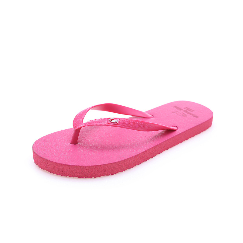 Cross-border 2023 new summer flip-flops women flat heel beach slippers women non-slip slippers foreign trade manufacturers